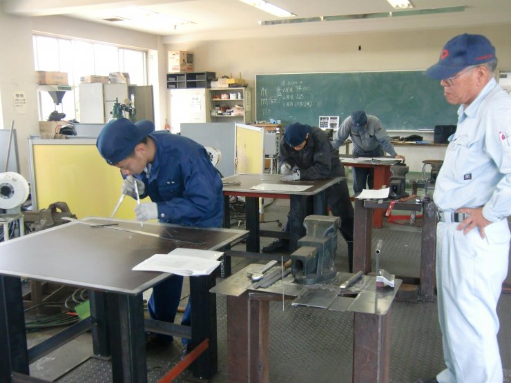 構造物鉄工作業の実技指導