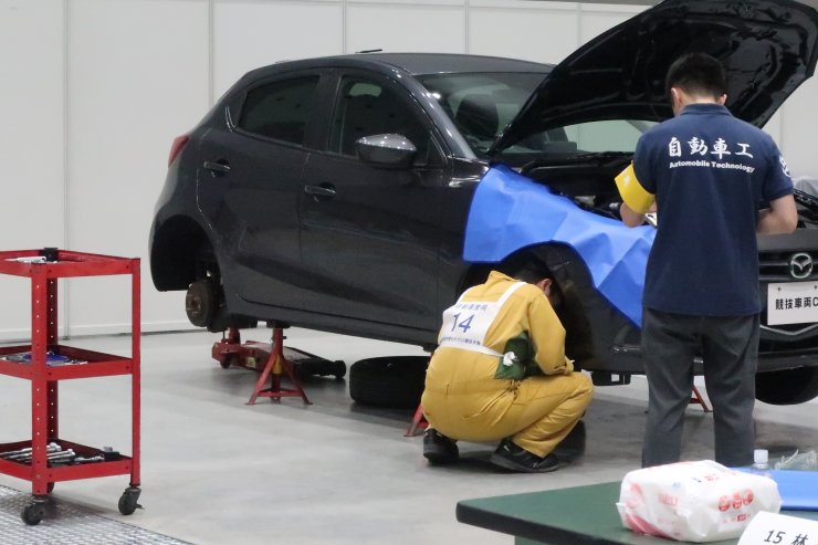 自動車整備競技