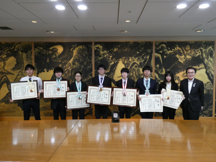 池田知事へ入賞報告