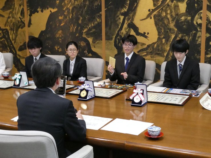 【第20回若年者ものづくり競技大会】入賞報告会が香川県庁で行われました。の画像