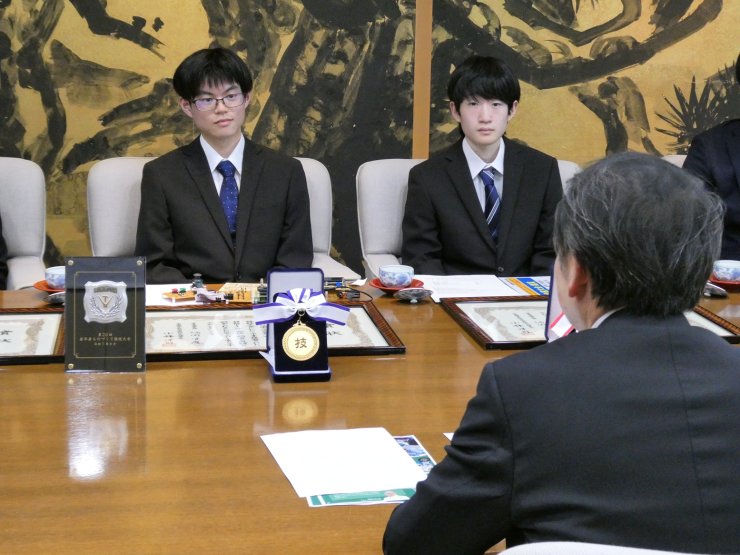 【第20回若年者ものづくり競技大会】入賞報告会が香川県庁で行われました。の画像